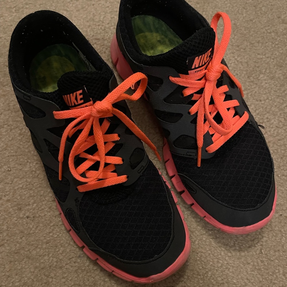 Nike Free Run 2 in Black with a Neon Orange Sole